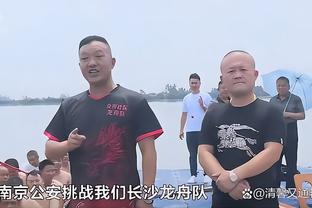 卡纳瓦罗谈莱万进球：后卫绝对不能被穿裆，这是防守者的第一规则